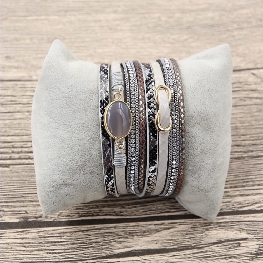 Wrap Bracelet (nwt)🚫Last one🚫 - Picture 3 of 4